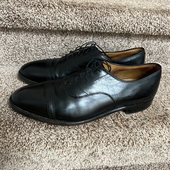 Johnston & Murphy Men\'s Black Leather Oxfords. main image 9
